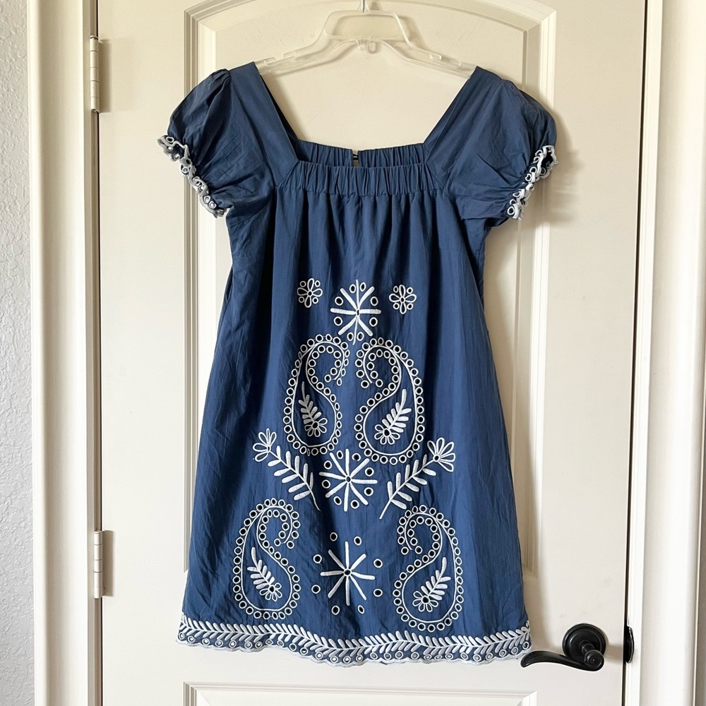 Riley+James- Navy and White Cotton Embroidered Dress